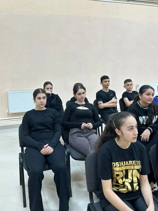 aDpI_AjQF-I