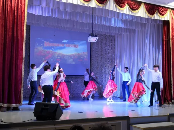 PHOTO-2019-04-30-18-42-20-2