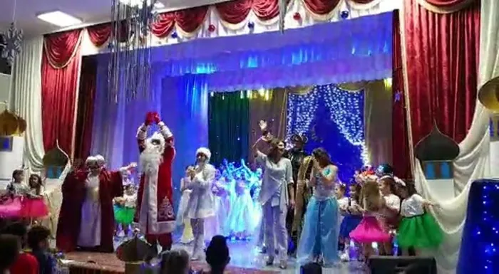 VIDEO-2019-12-26-19-46-13.mp4_snapshot_01.43.396